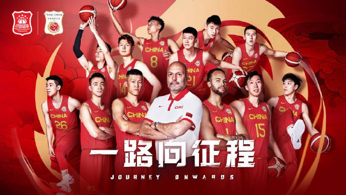 前瞻意甲前瞻：尤文图斯 VS 那不勒斯时间：2023-12-09 03:45尤文图斯目前积33分暂列积分榜第2，距离榜首的国米仅有2分差距，此役球队的抢分战意毋庸置疑，尤文图斯在最近的一轮联赛客场2-1击败蒙扎，各项赛事近9场取得7胜2平的不败战绩，球队近期的整体走势非常稳健，尤其是防线稳固，过去9场比赛尤文图斯多达6场能够零封对手，且期间合计仅失3球。